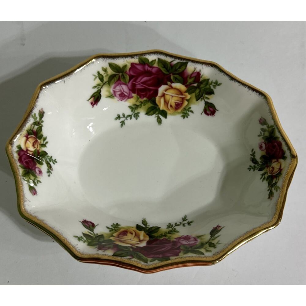ROYAL ALBERT TRINKET BOWL DISH OLD COUNTRY ROSES BONE CHINA SET OF 2